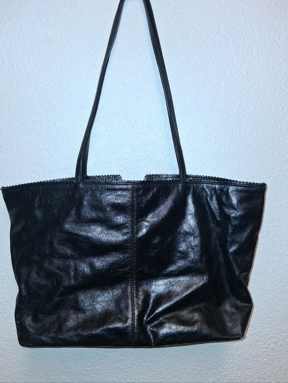 Nice Latico Leathers black leather tote bag